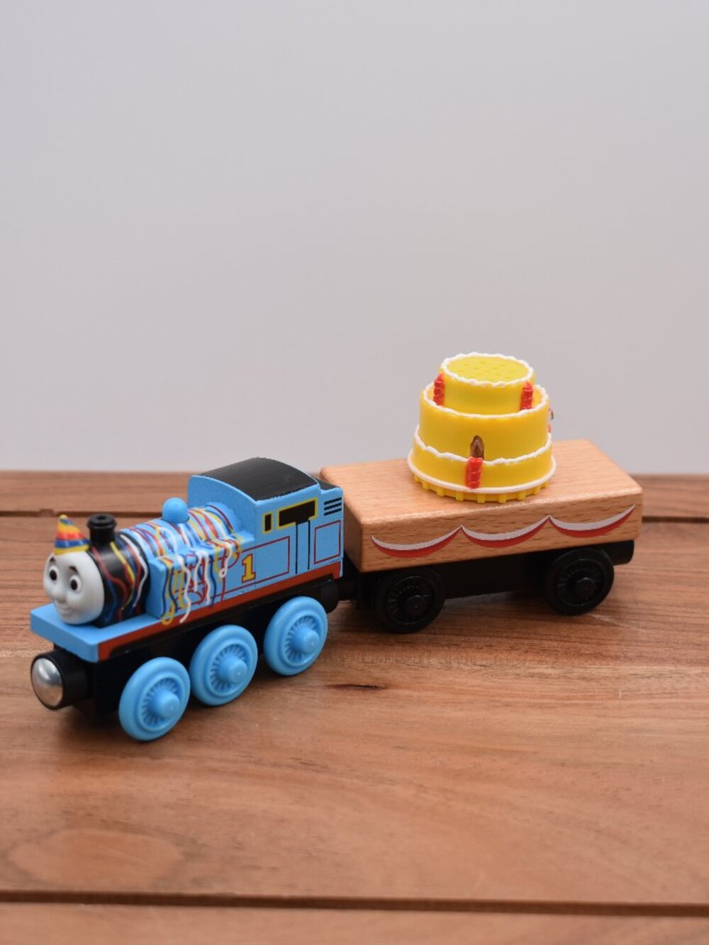 Happy Birthday Thomas and Cargo Cake Car Thomas & Friends Wooden Railway Train